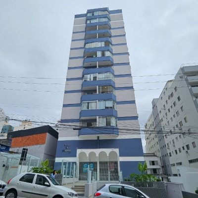 Apartamentos com 125m², 3 quartos, 1 suíte, 1 garagem, no bairro Centro em Florianópolis