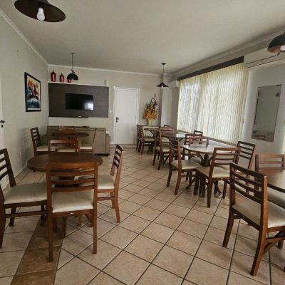 Apartamentos com 125m², 3 quartos, 1 suíte, 1 garagem, no bairro Centro em Florianópolis