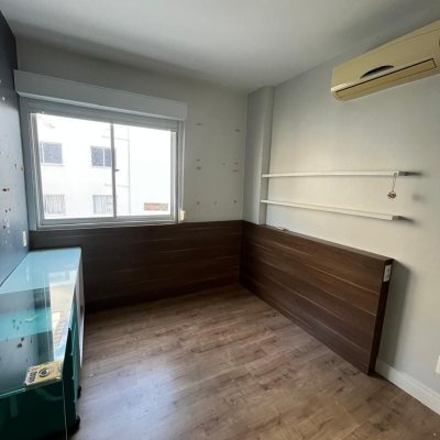 Apartamentos com 125m², 3 quartos, 1 suíte, 1 garagem, no bairro Centro em Florianópolis