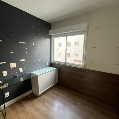 Apartamentos com 125m², 3 quartos, 1 suíte, 1 garagem, no bairro Centro em Florianópolis