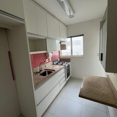 Apartamentos com 125m², 3 quartos, 1 suíte, 1 garagem, no bairro Centro em Florianópolis