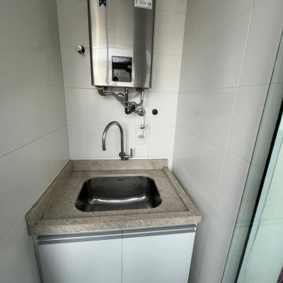 Apartamentos com 125m², 3 quartos, 1 suíte, 1 garagem, no bairro Centro em Florianópolis