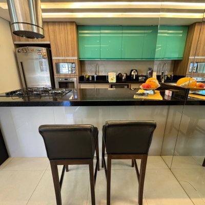 Cobertura com 199m², 3 quartos, 1 suíte, 2 garagens, no bairro Lagoa Da Conceição em Florianópolis