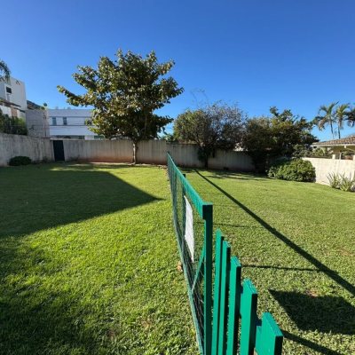 Cobertura com 199m², 3 quartos, 1 suíte, 2 garagens, no bairro Lagoa Da Conceição em Florianópolis