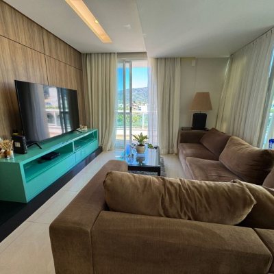 Cobertura com 199m², 3 quartos, 1 suíte, 2 garagens, no bairro Lagoa Da Conceição em Florianópolis