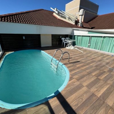 Cobertura com 199m², 3 quartos, 1 suíte, 2 garagens, no bairro Lagoa Da Conceição em Florianópolis