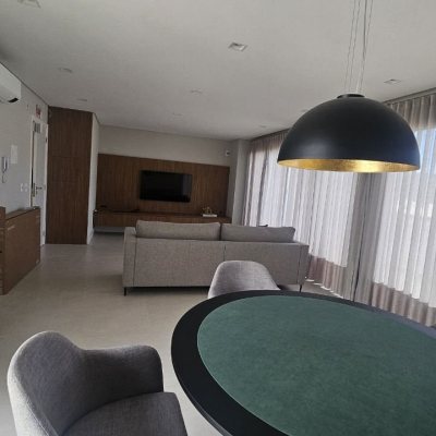 Apartamentos com 52m², 1 quarto, 1 suíte, 1 garagem, no bairro Jurerê Internacional em Florianópolis