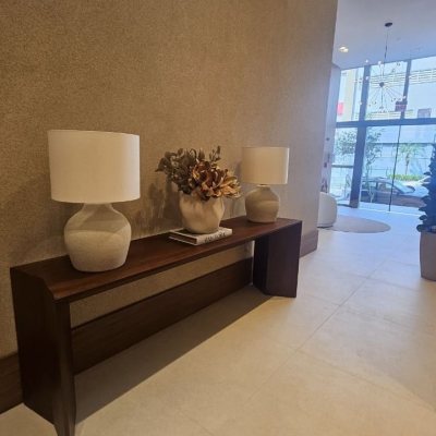 Apartamentos com 52m², 1 quarto, 1 suíte, 1 garagem, no bairro Jurerê Internacional em Florianópolis