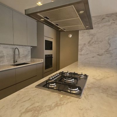 Apartamentos com 52m², 1 quarto, 1 suíte, 1 garagem, no bairro Jurerê Internacional em Florianópolis