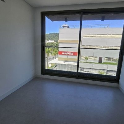 Apartamentos com 52m², 1 quarto, 1 suíte, 1 garagem, no bairro Jurerê Internacional em Florianópolis