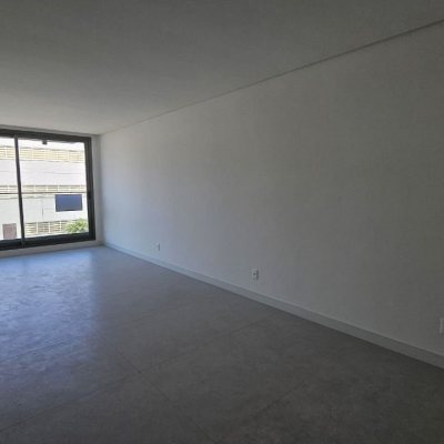 Apartamentos com 52m², 1 quarto, 1 suíte, 1 garagem, no bairro Jurerê Internacional em Florianópolis