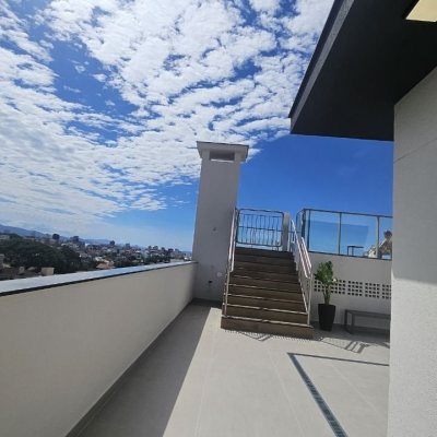 Apartamentos com 52m², 1 quarto, 1 suíte, 1 garagem, no bairro Jurerê Internacional em Florianópolis