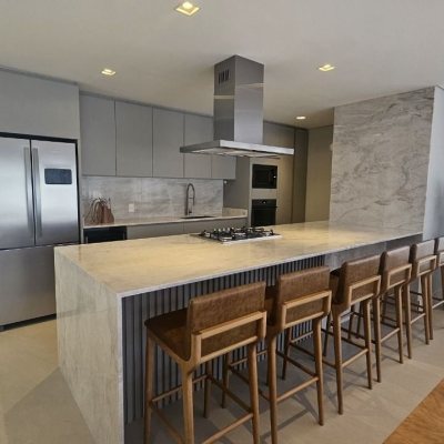 Apartamentos com 52m², 1 quarto, 1 suíte, 1 garagem, no bairro Jurerê Internacional em Florianópolis