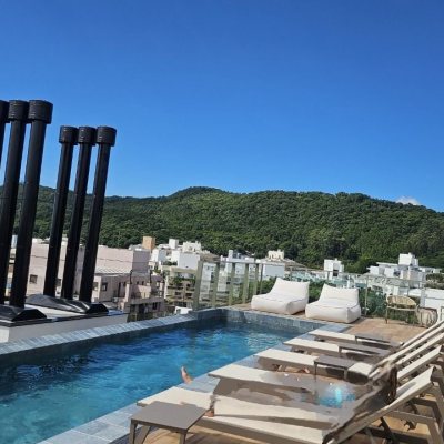 Apartamentos com 52m², 1 quarto, 1 suíte, 1 garagem, no bairro Jurerê Internacional em Florianópolis