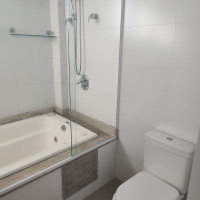 Casa em Condomínio com 335m², 3 quartos, 3 suítes, 3 garagens, no bairro Cacupé em Florianópolis