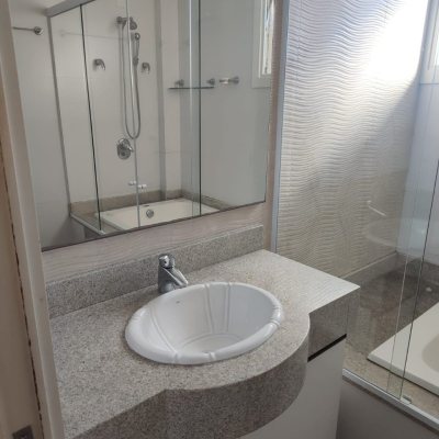 Casa em Condomínio com 335m², 3 quartos, 3 suítes, 3 garagens, no bairro Cacupé em Florianópolis