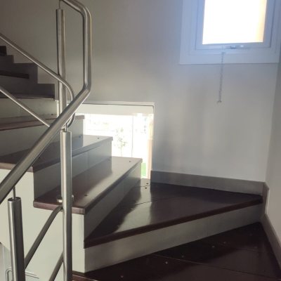 Casa em Condomínio com 335m², 3 quartos, 3 suítes, 3 garagens, no bairro Cacupé em Florianópolis