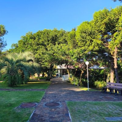 Casa em Condomínio com 335m², 3 quartos, 3 suítes, 3 garagens, no bairro Cacupé em Florianópolis