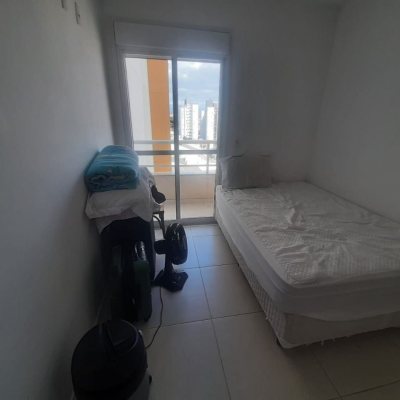 Apartamentos com 80m², 2 quartos, 1 suíte, 1 garagem, no bairro Barreiros em São José