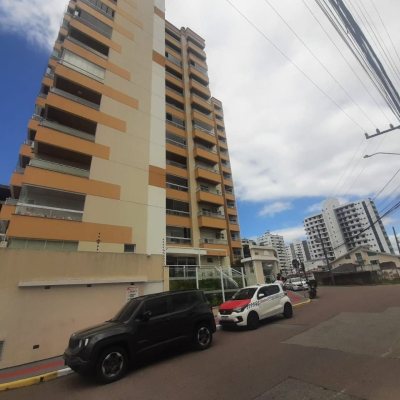 Apartamentos com 80m², 2 quartos, 1 suíte, 1 garagem, no bairro Barreiros em São José