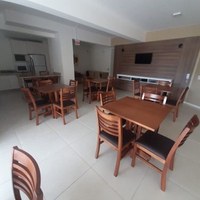 Apartamentos com 80m², 2 quartos, 1 suíte, 1 garagem, no bairro Barreiros em São José