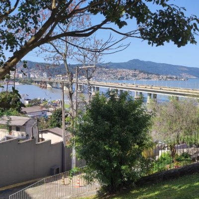 Apartamentos com 81m², 3 quartos, 1 garagem, no bairro Estreito em Florianópolis