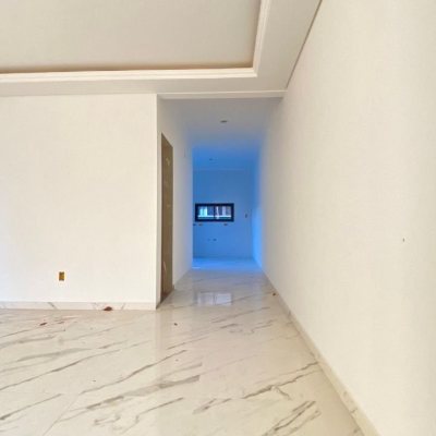 Casa Residencial com 70m², 3 quartos, 3 suítes, 2 garagens, no bairro Ingleses em Florianópolis