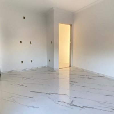 Casa Residencial com 70m², 3 quartos, 3 suítes, 2 garagens, no bairro Ingleses em Florianópolis