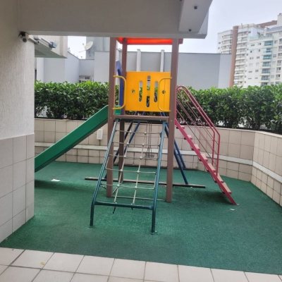 Apartamentos com 149m², 4 quartos, 1 suíte, 4 garagens, no bairro Campinas em São José