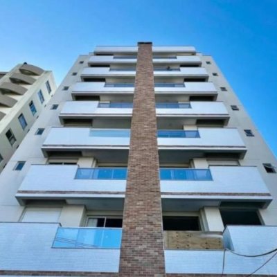 Apartamentos com 67m², 2 quartos, 1 suíte, 1 garagem, no bairro Ipiranga em São José