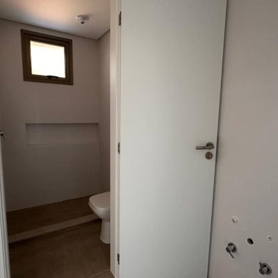 Apartamentos com 91m², 3 quartos, 1 suíte, 2 garagens, no bairro João Paulo em Florianópolis