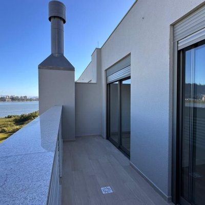 Apartamentos com 126m², 3 quartos, 1 suíte, 2 garagens, no bairro João Paulo em Florianópolis