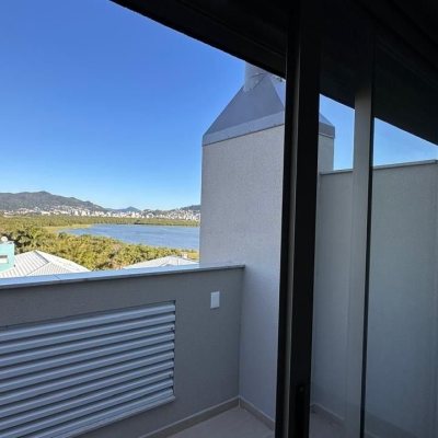 Apartamentos com 126m², 3 quartos, 1 suíte, 2 garagens, no bairro João Paulo em Florianópolis
