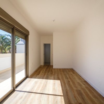 Apartamentos com 96m², 2 quartos, 2 suítes, 2 garagens, no bairro João Paulo em Florianópolis