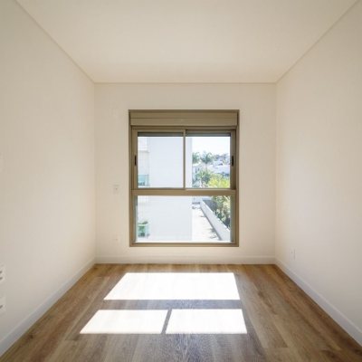 Apartamentos com 96m², 2 quartos, 2 suítes, 2 garagens, no bairro João Paulo em Florianópolis