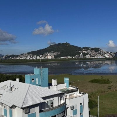 Apartamentos com 96m², 2 quartos, 2 suítes, 2 garagens, no bairro João Paulo em Florianópolis