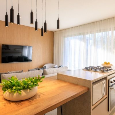 Apartamentos com 106m², 2 quartos, 2 suítes, 2 garagens, no bairro João Paulo em Florianópolis