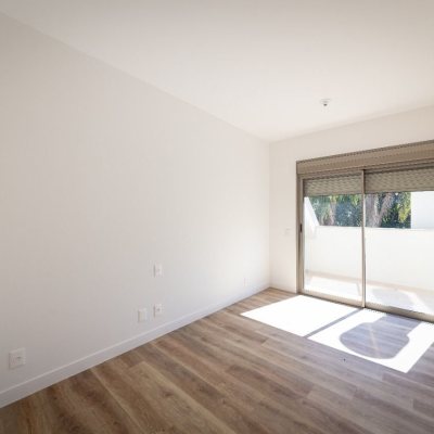 Apartamentos com 99m², 2 quartos, 2 suítes, 2 garagens, no bairro João Paulo em Florianópolis