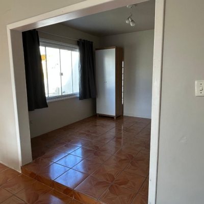 Casa Residencial com 276m², 4 quartos, 1 suíte, 3 garagens, no bairro Jardim Cidade De Florianópolis em São José