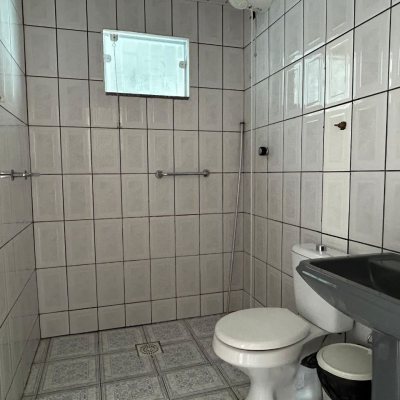 Casa Residencial com 276m², 4 quartos, 1 suíte, 3 garagens, no bairro Jardim Cidade De Florianópolis em São José