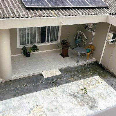 Casa Residencial com 276m², 4 quartos, 1 suíte, 3 garagens, no bairro Jardim Cidade De Florianópolis em São José