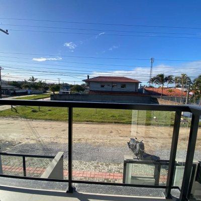 Casa Residencial com 103m², 3 quartos, 1 suíte, 2 garagens, no bairro Pinheira em Palhoça