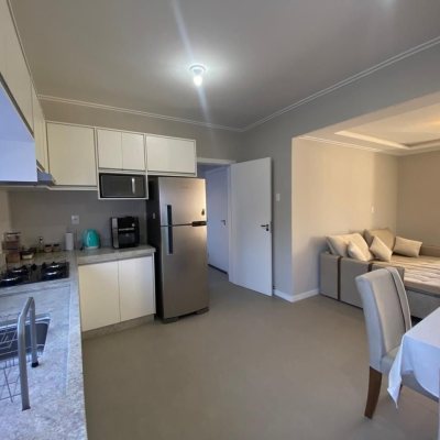 Casa Residencial com 103m², 3 quartos, 1 suíte, 2 garagens, no bairro Pinheira em Palhoça