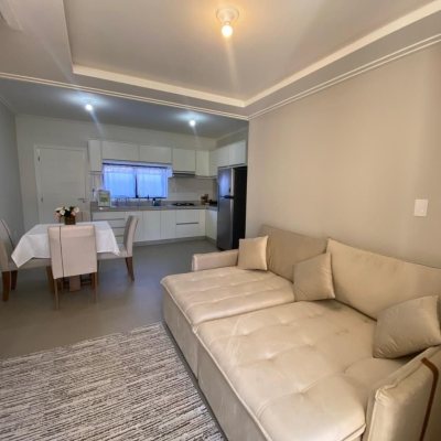 Casa Residencial com 103m², 3 quartos, 1 suíte, 2 garagens, no bairro Pinheira em Palhoça