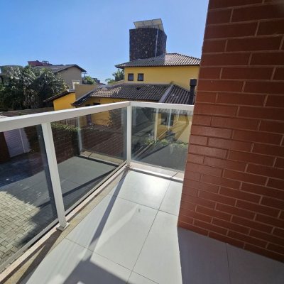 Casa Residencial com 161m², 3 quartos, 1 suíte, 1 garagem, no bairro Campeche em Florianópolis