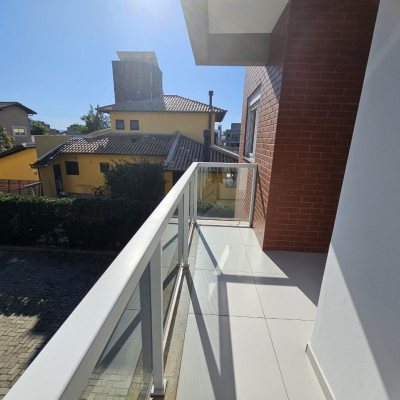 Casa Residencial com 161m², 3 quartos, 1 suíte, 1 garagem, no bairro Campeche em Florianópolis