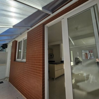 Casa Residencial com 161m², 3 quartos, 1 suíte, 1 garagem, no bairro Campeche em Florianópolis