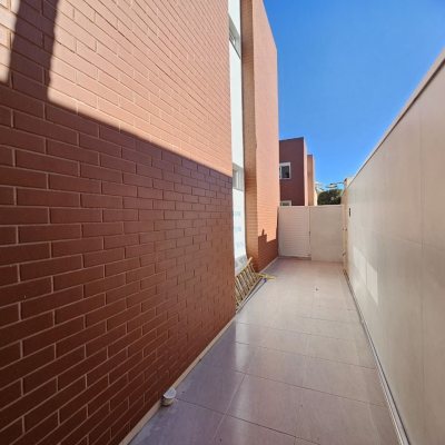 Casa Residencial com 161m², 3 quartos, 1 suíte, 1 garagem, no bairro Campeche em Florianópolis