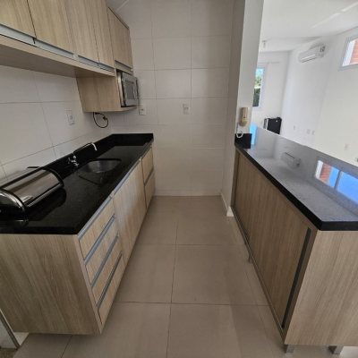 Casa Residencial com 161m², 3 quartos, 1 suíte, 1 garagem, no bairro Campeche em Florianópolis