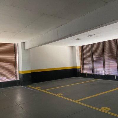 Garagem Comercial com 12m², 1 garagem, no bairro Centro em Florianópolis